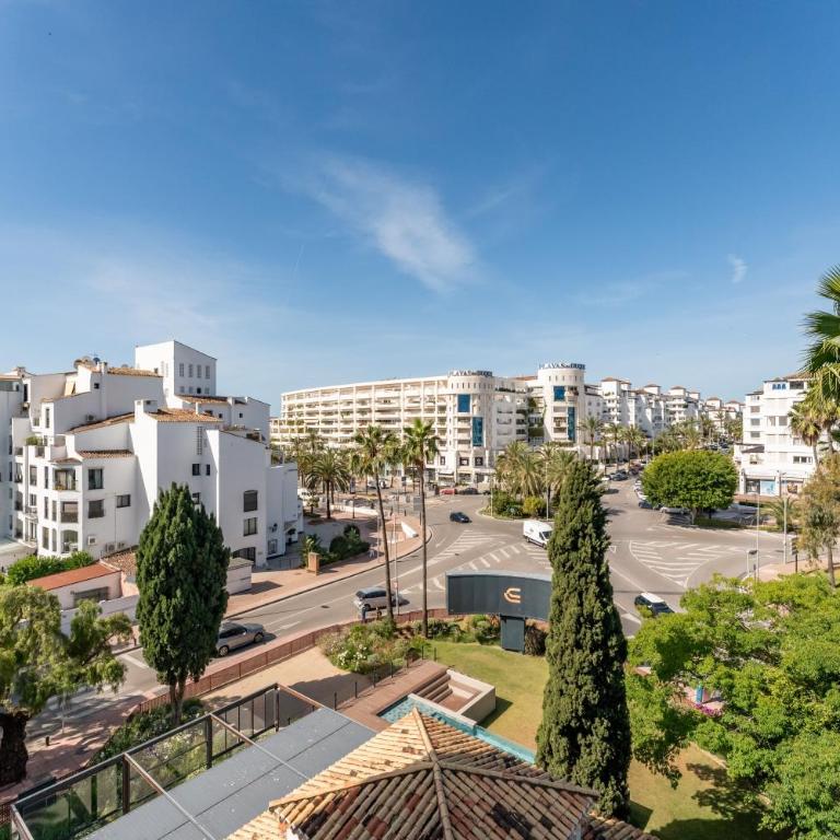 Apartamentos Occidental Banús 2&4 - One-Bedroom Apartment with Terrace - 10