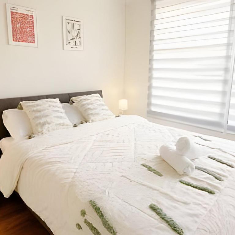 Cozy apartment just steps from Parque O'Higgins with WiFi - Apartment - 1
