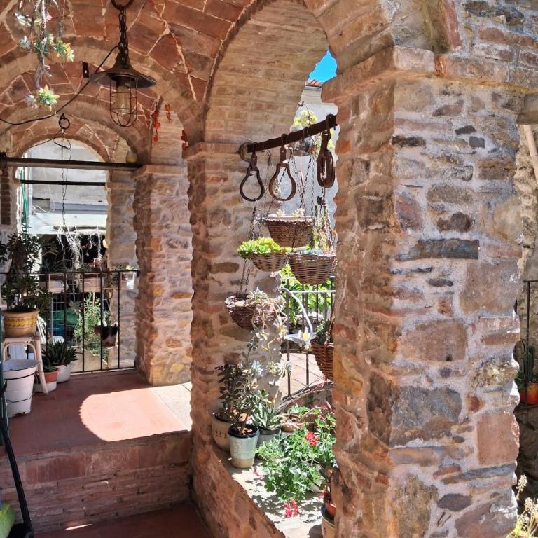 Attic with balcony at Locanda del Capo - Camera King con Vista Montagne - 10