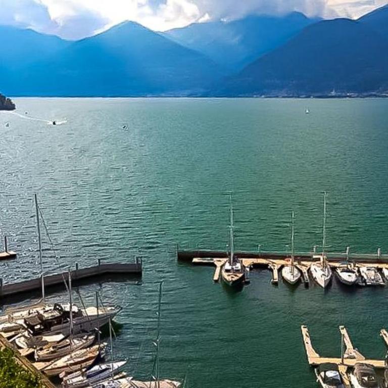 I LAGHEE casette BREVA e TIVANO Lakeside Garden Bike&Boat&Scooter Lake Como - Townhouse - 19