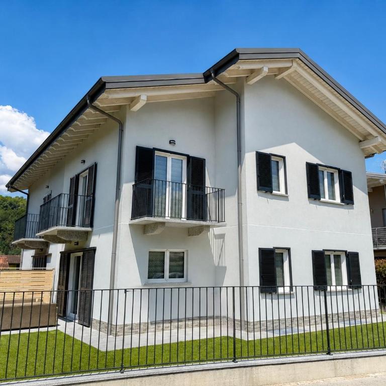 Villa Diamante, Spacious Comfort Villa on Lake Como with Garden, Garage & AC - Villa Superior - 32