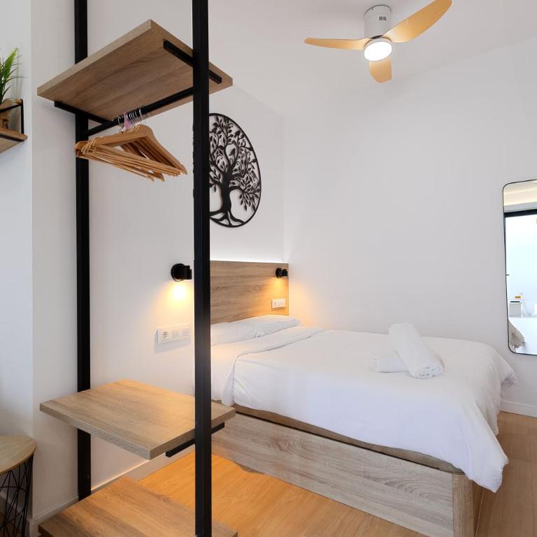 Tortuga - Entire Apt - Near Beach and Stadium by Río Turia Apartments - One-Bedroom Apartment - 18