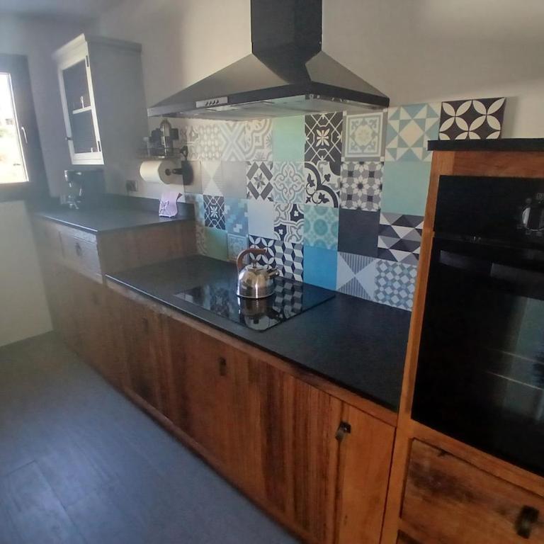 Superbe T3 vue entre terre et mer - Appartement 2 Chambres - 13
