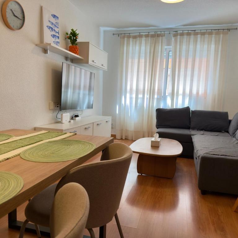 Central apartment in Murcia 6 people - Two-Bedroom Apartment - 11