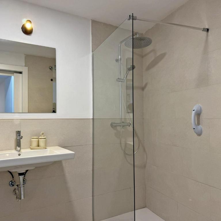 La Casa de Juana II - Ole Solutions - Two-Bedroom Apartment - 10