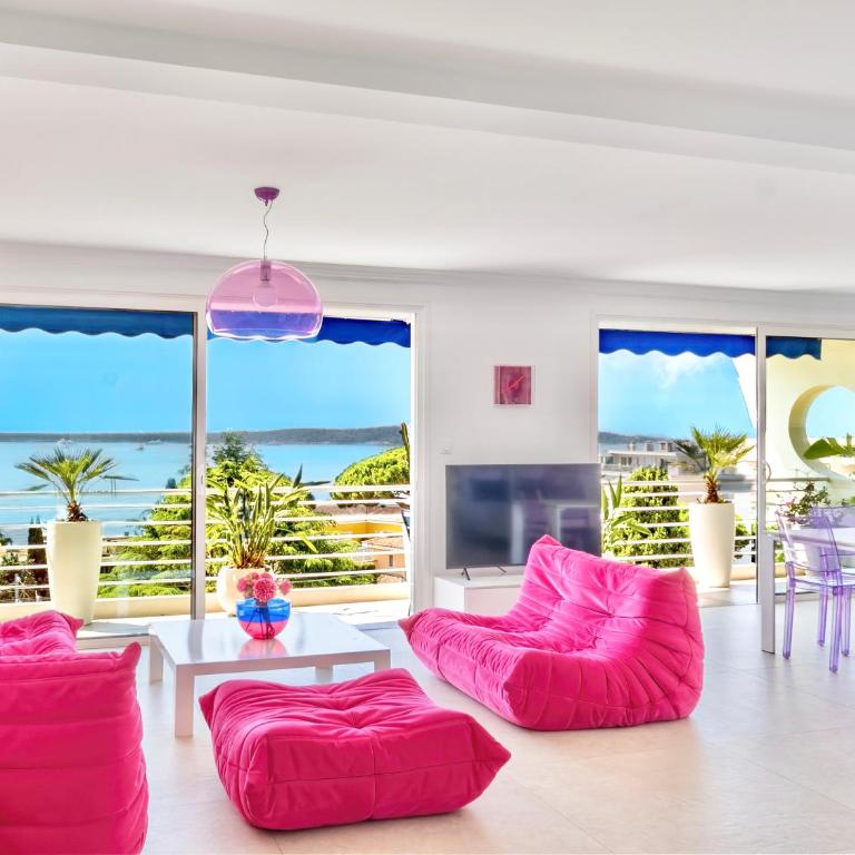 Royal Pink - Design- Vue de rêve - Parking gratuit - Appartement 4 Chambres - 4