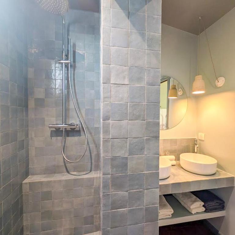 Lou Jauno - Toiture-terrasse plein sud et charme, 5ème, Aix centre - Apartment mit 2 Schlafzimmern - 18