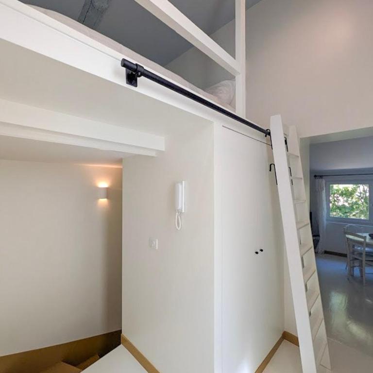 Lou Jauno - Toiture-terrasse plein sud et charme, 5ème, Aix centre - Apartment mit 2 Schlafzimmern - 21