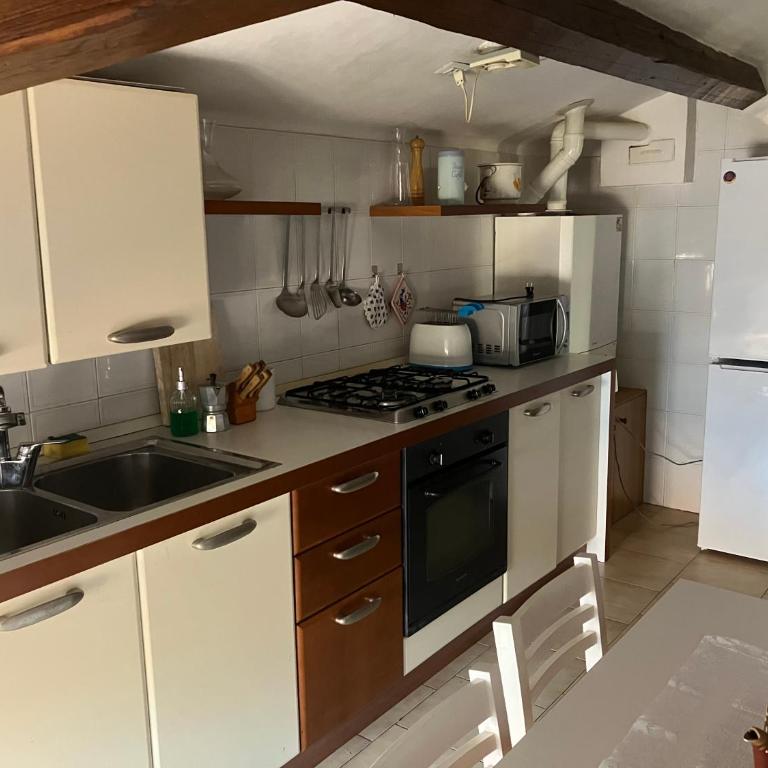 Fondobanchetto - Appartamento con 2 Camere da Letto - 11