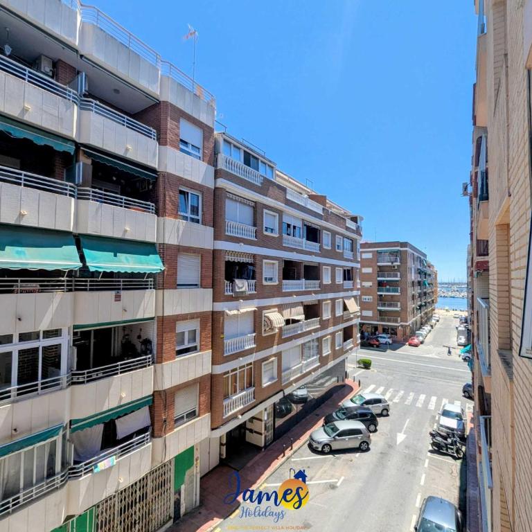 3BR Family Apt Near Beach AC TV17 - Apartamento de 3 dormitorios - 28