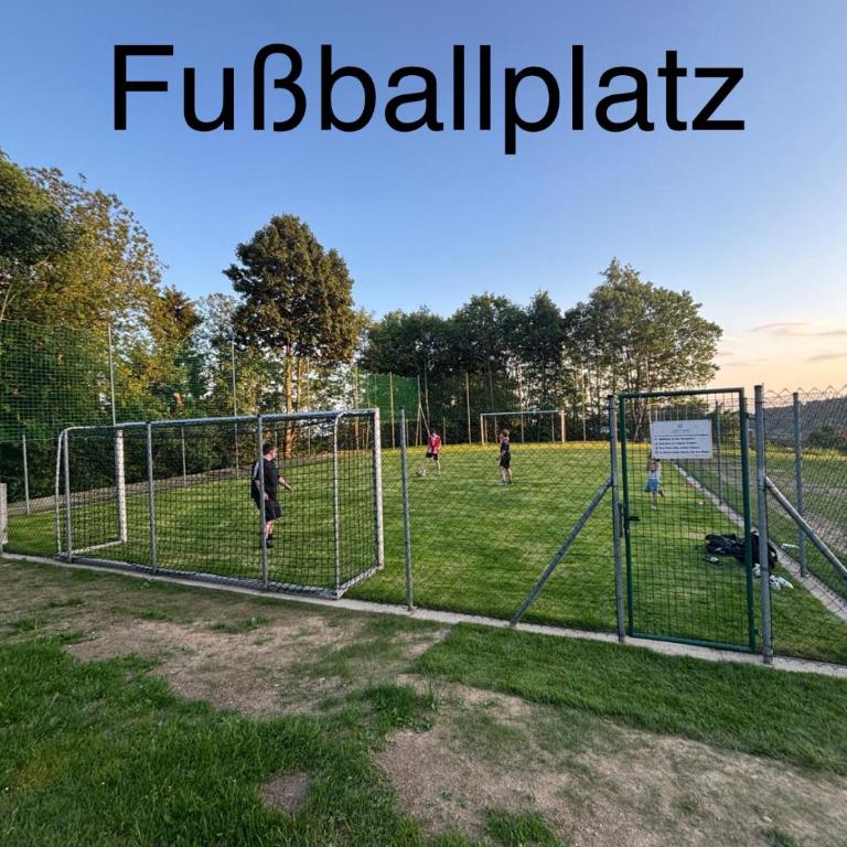 Ferienwohnung Harmonia inklusive Hallenbad, Außenpool, Sauna & Fitnessstudio, familienfreundlich ausgestattet, großes 2-Zimmer-Apartment - Apartment mit 2 Schlafzimmern - 40