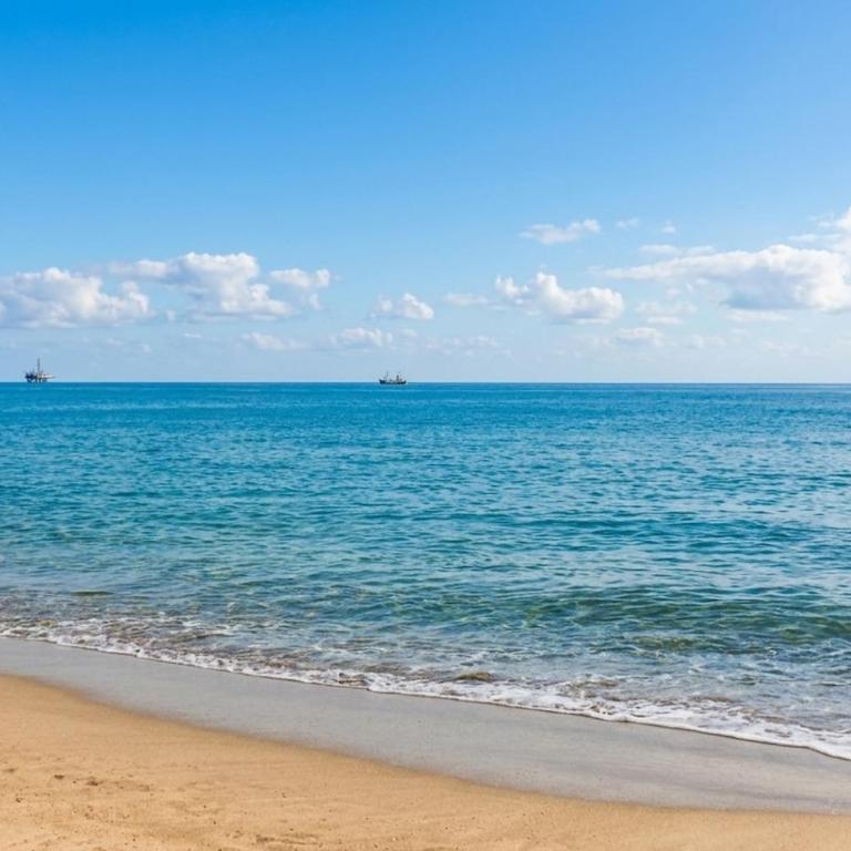 Sunset Horizon Apt-Ocean View-Pool-Wi-Fi-Beach - Apartamento de 2 dormitorios - 35
