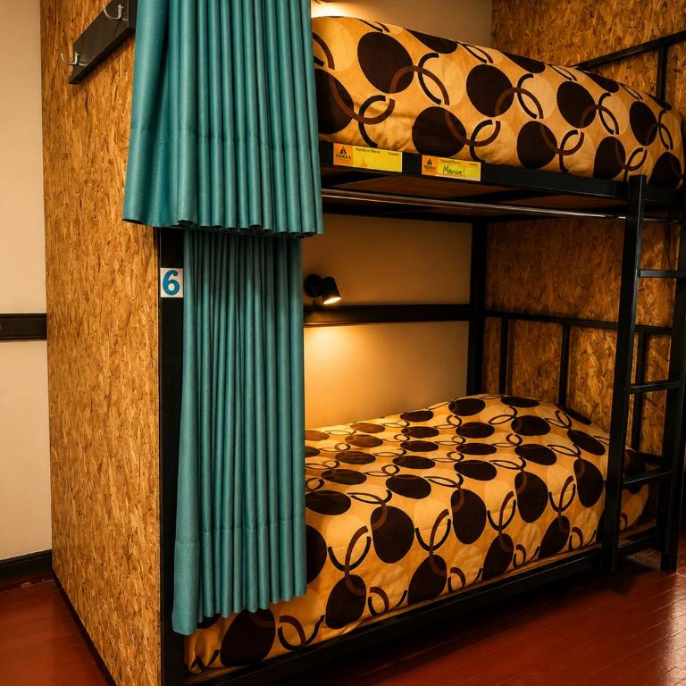 Terra House Hostel - Habitación compartida mixta de 10 camas - 3