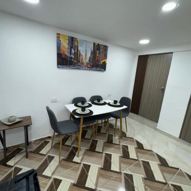 Cartagena house - Two-Bedroom Apartment - 28