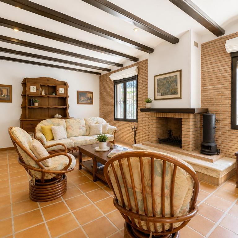 Planta baja independiente en villa con piscina - Apartamento - 19