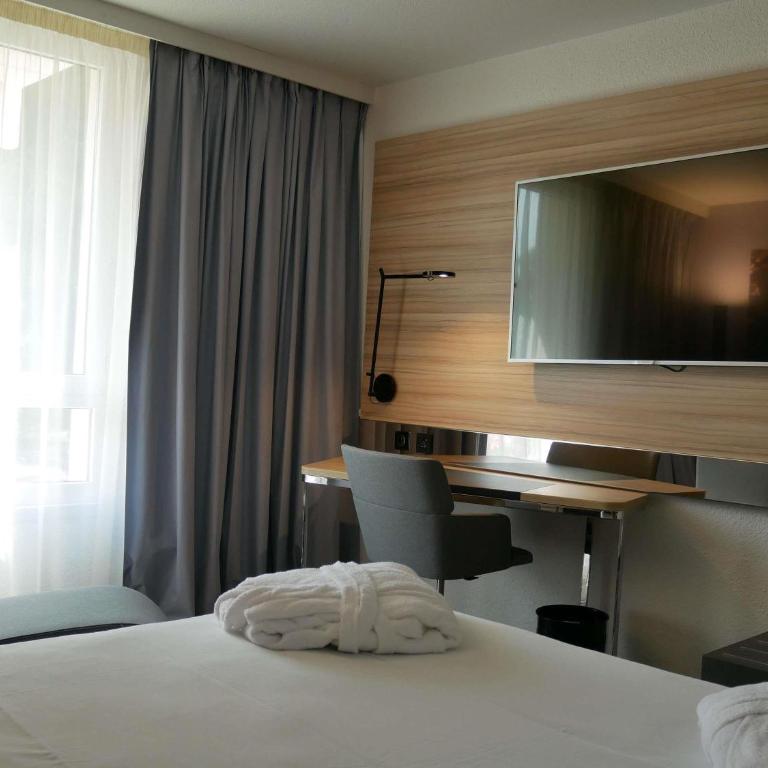 Novotel Narbonne Sud A9/A61 - Chambre Double Classique avec Canapé-Lit - 2
