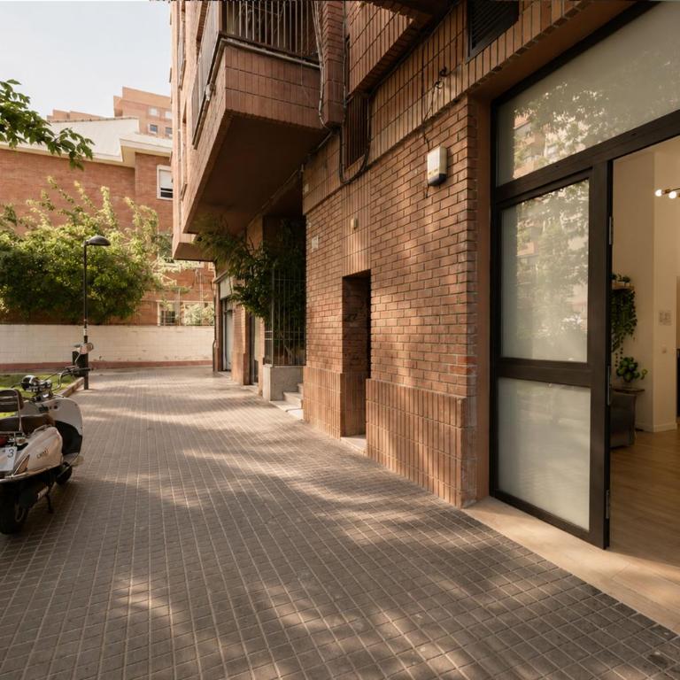 Pingüino - Entire Apt - Near Beach and Stadium by Río Turia Apartments - One-Bedroom Apartment - 8