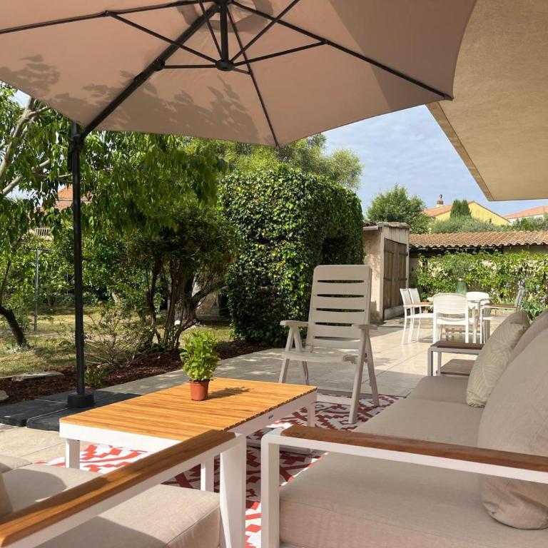 Logement climatisé avec immense terrasse pour 4 personnes - Appartement 2 Chambres - 17