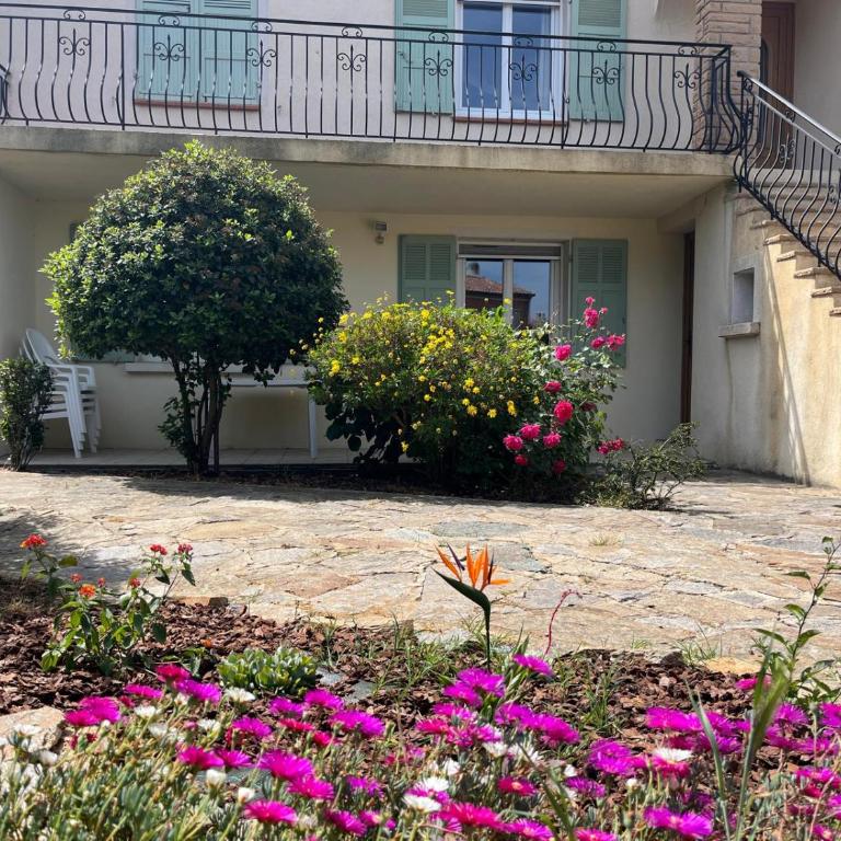 Logement climatisé avec immense terrasse pour 4 personnes - Appartement 2 Chambres - 24