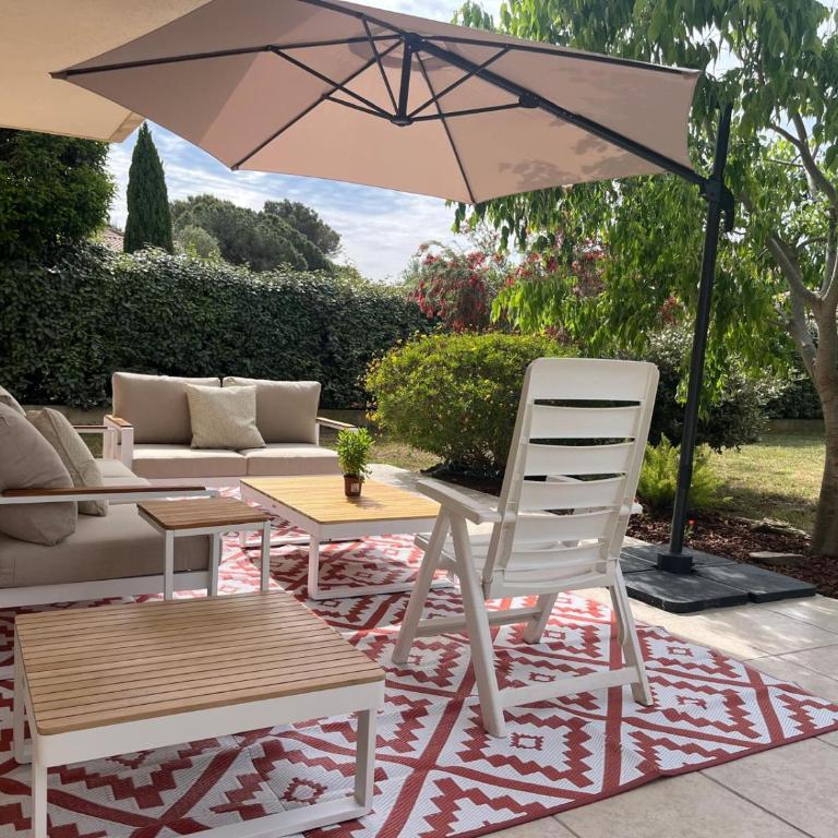 Logement climatisé avec immense terrasse pour 4 personnes - Appartement 2 Chambres - 1