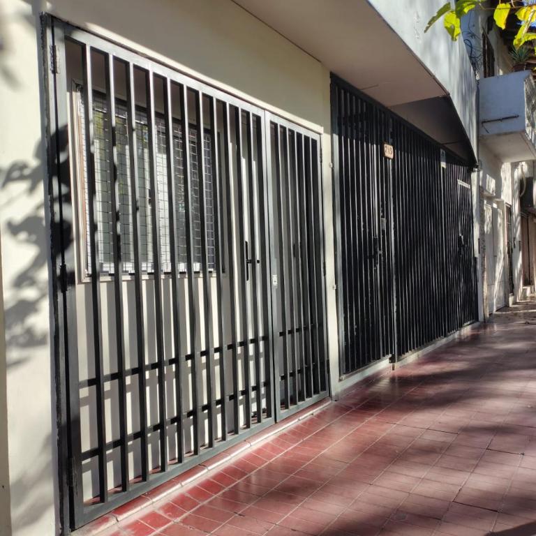 Estudio Moderno PB - Check in Autonomo - Centrico - Apartamento de 1 dormitorio - 4