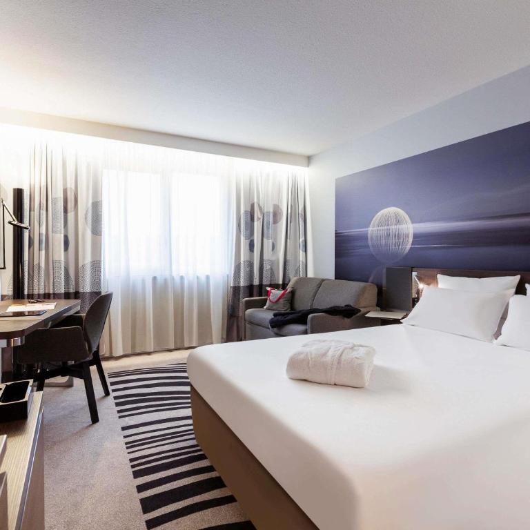 Novotel Limoges Le Lac - Chambre Double Exécutive - Vue sur Piscine - 10