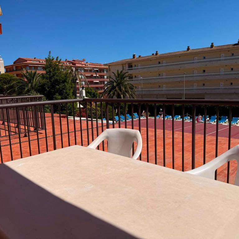 Payet Apartments - One-Bedroom Apartment (2 - 4 Adults) - 4