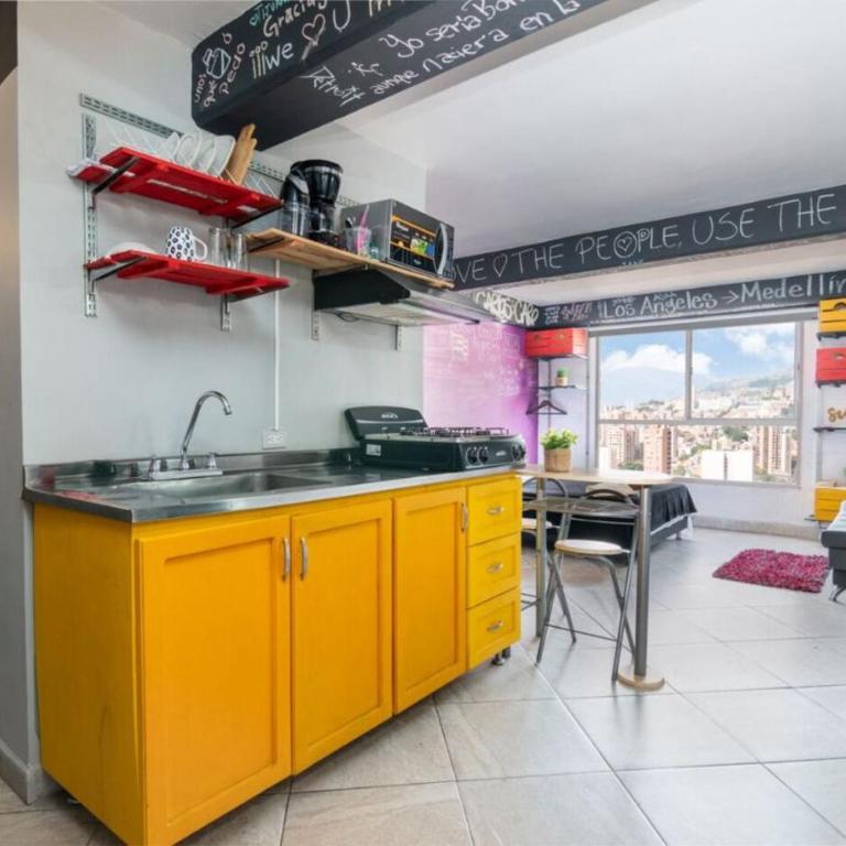 Apartment En Medellin - Estudio con vistas a las montañas - 19
