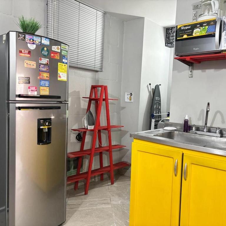 Apartment En Medellin - Estudio con vistas a las montañas - 16