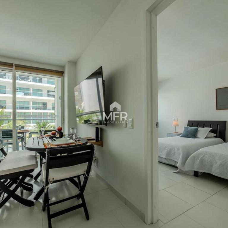 Morros 3 Beachfront 2 Bedrooms - Two-Bedroom Apartment - 15