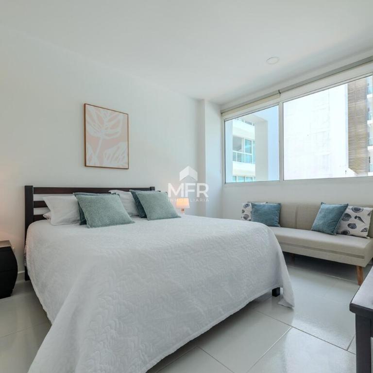 Morros 3 Beachfront 2 Bedrooms - Two-Bedroom Apartment - 24