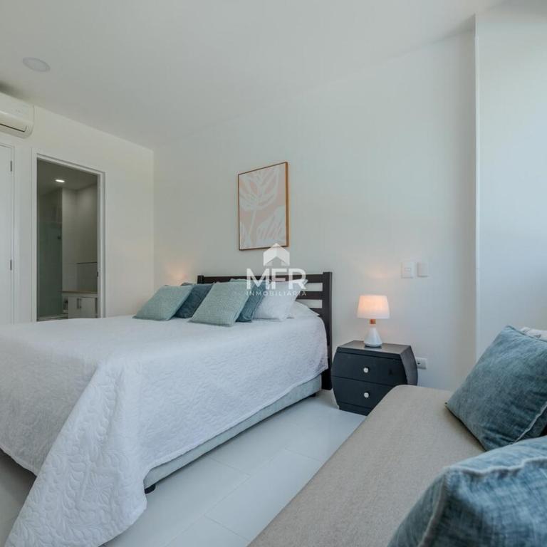 Morros 3 Beachfront 2 Bedrooms - Two-Bedroom Apartment - 36