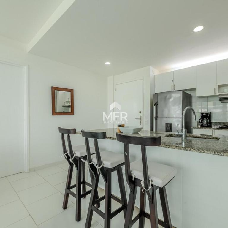 Morros 3 Beachfront 2 Bedrooms - Two-Bedroom Apartment - 46