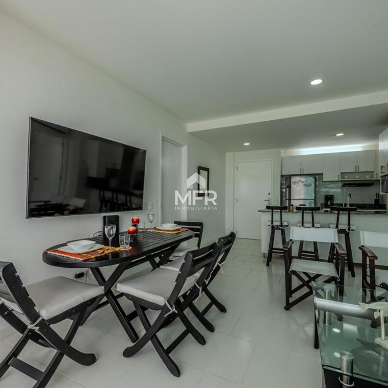 Morros 3 Beachfront 2 Bedrooms - Two-Bedroom Apartment - 50