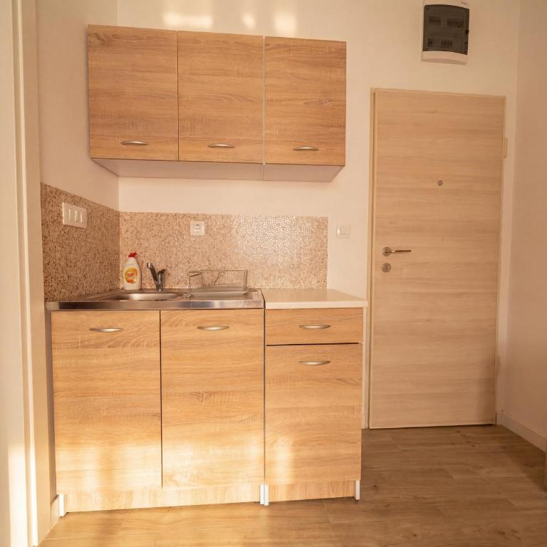 Mountain View Studio with Pool - Apartman sa 1 Spavaćom Sobom - 4