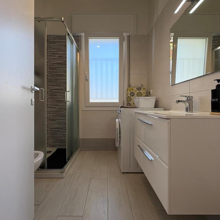 Jesolo, Terrazza Frontemare, Spiaggia & Parcheggio - Appartamento con 3 Camere da Letto e Vista Mare - 7