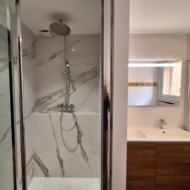 Beautiful spacious apt near Arc 1600 - Appartamento - 12