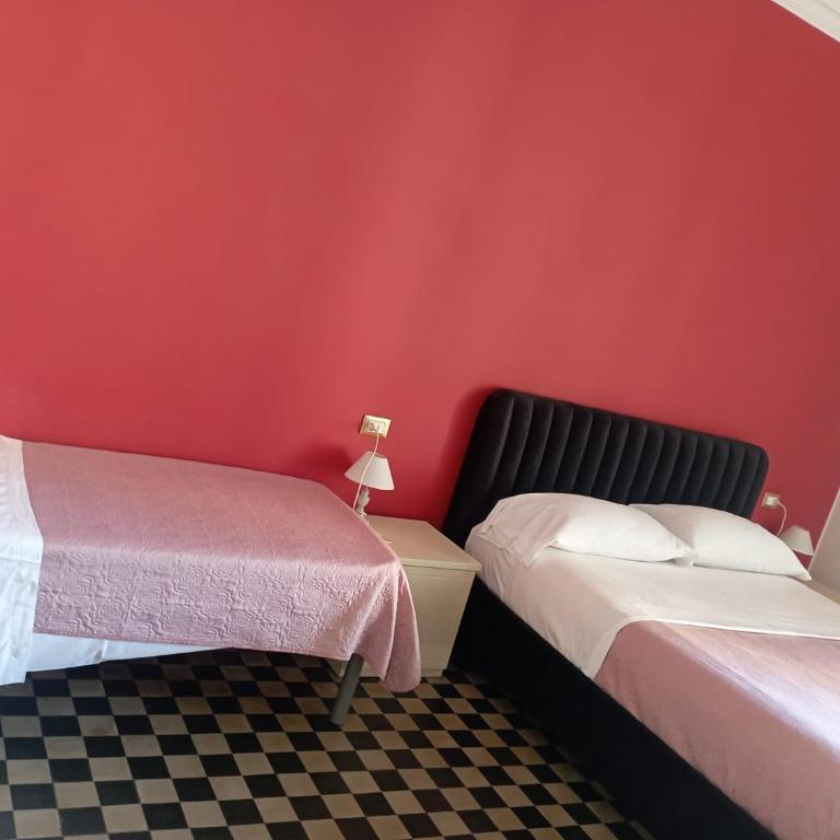 A 2 Passi da Stesicoro Suite Catania - Triple Room with Balcony - 4