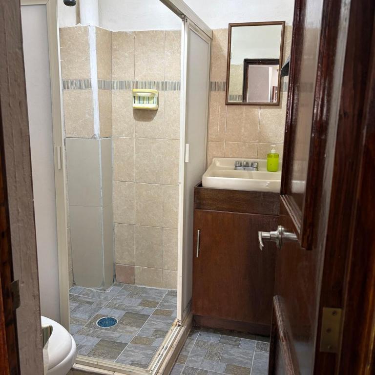 Charming 1BR in Romantic Zone, AC, Great Location - Apartamento de 1 dormitorio - 2