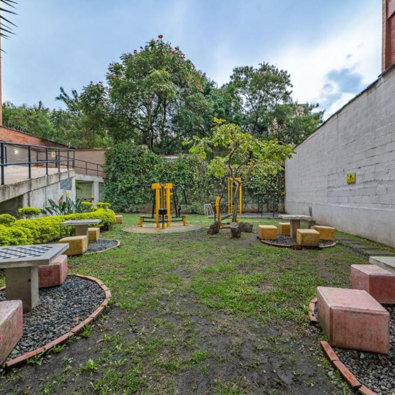 Apartment En Medellin - Estudio con vistas a las montañas - 38