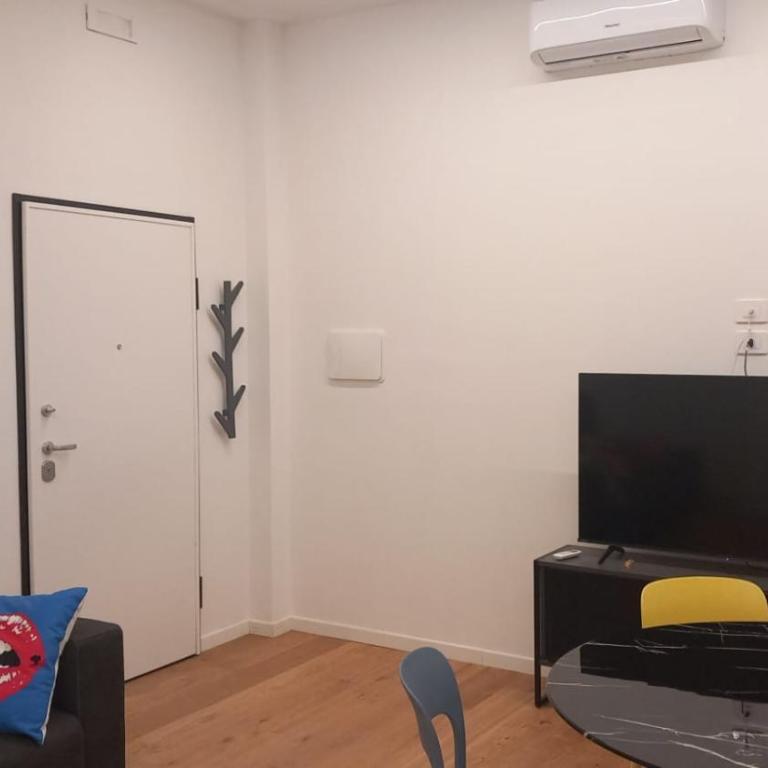 Pop House - One-Bedroom Apartment - 7