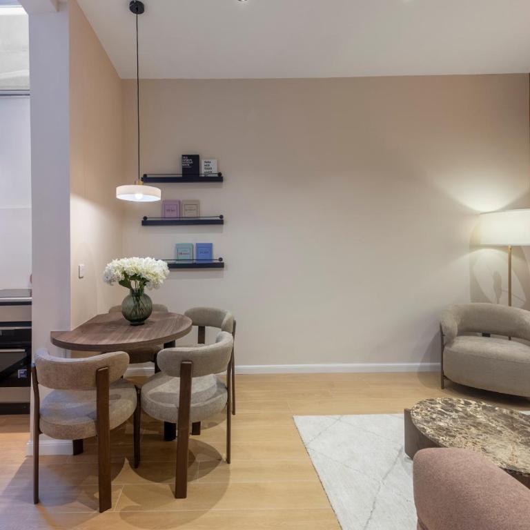Home cinema - Walking distance to Monaco - Wi-Fi - AC - One-Bedroom Apartment - 7