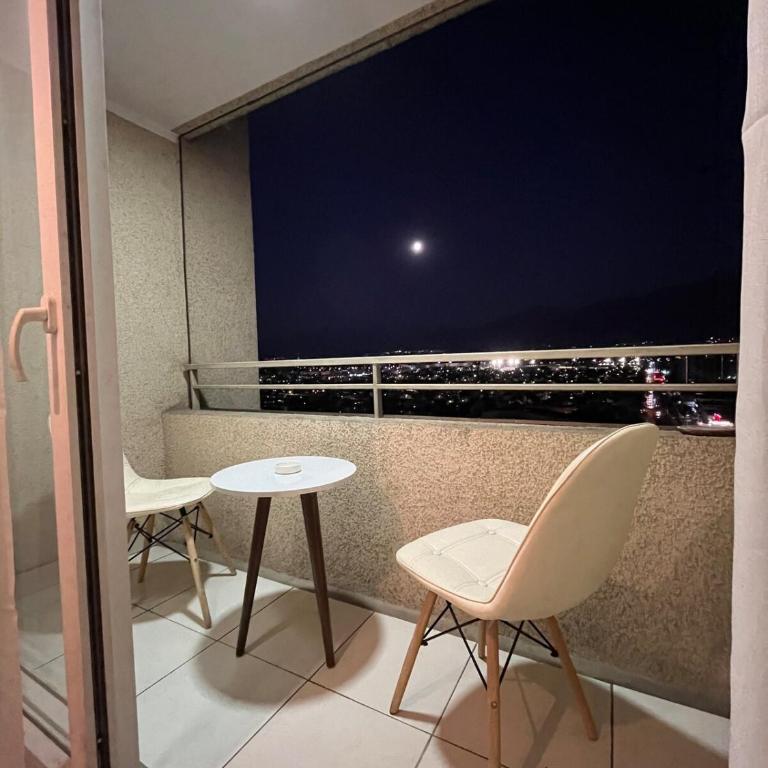 Depto 2 habitaciones, cerca de metro ñuble - Apartamento de 2 dormitorios - 66