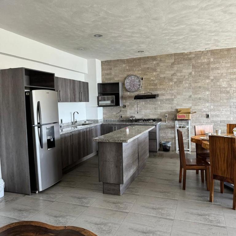 The most enjoyable apartment! - Three-Bedroom Apartment - 4