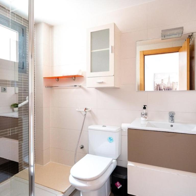 Dúplex per a 6 amb terrassa · Blanes - Apartamento de 3 dormitorios - 11