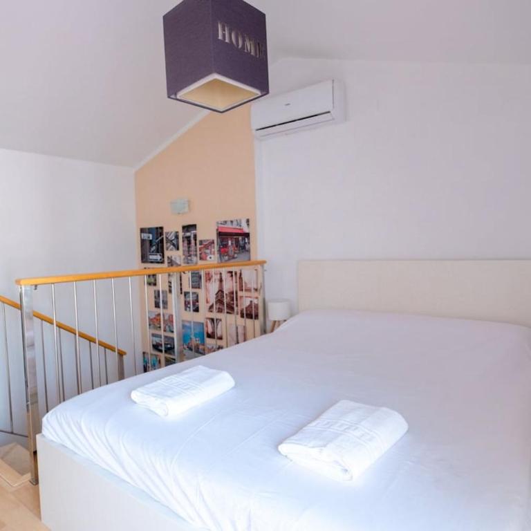 Dúplex per a 6 amb terrassa · Blanes - Apartamento de 3 dormitorios - 17