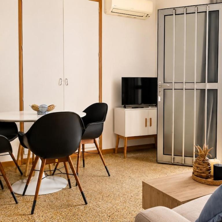 Appartement chaleureux au coeur de Banyuls - Two-Bedroom Apartment - 2