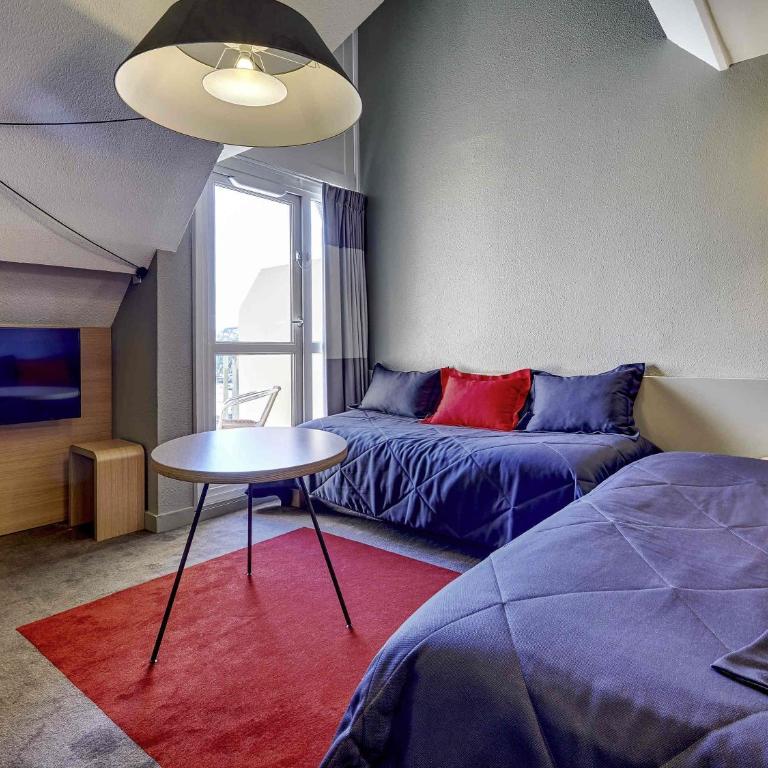 ibis Deauville Centre - Chambre en Duplex avec 1 Lit Double et 2 Lits Simples et avec Balcon - 5