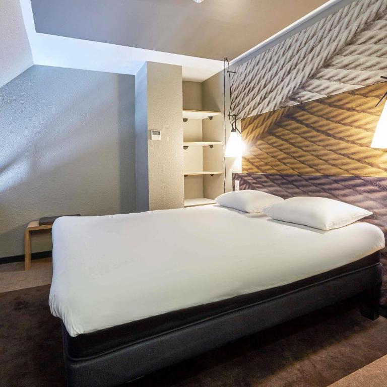 ibis Deauville Centre - Chambre en Duplex avec 1 Lit Double et 2 Lits Simples et avec Balcon - 2