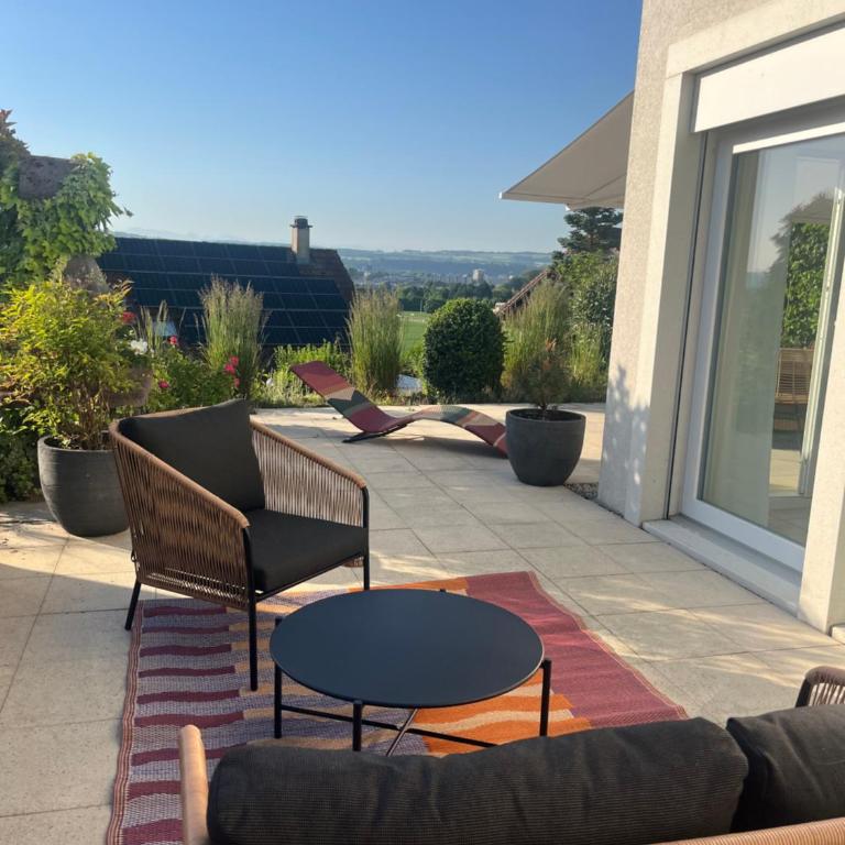 Boho appartement dans villa à Grandson - Deluxe Apartment mit 1 Schlafzimmer und Gartenblick - 17